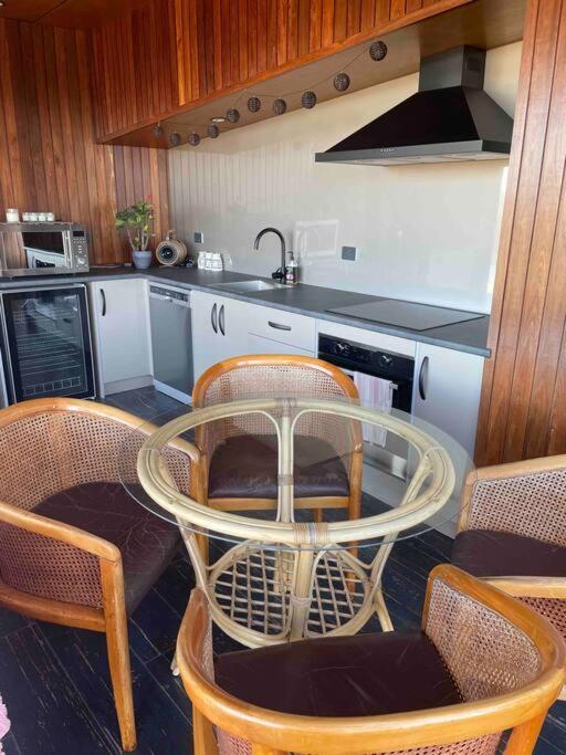 Amaroo With A View Set On A 50 Acre Hobby Farm Apartment Collinsvale Luaran gambar